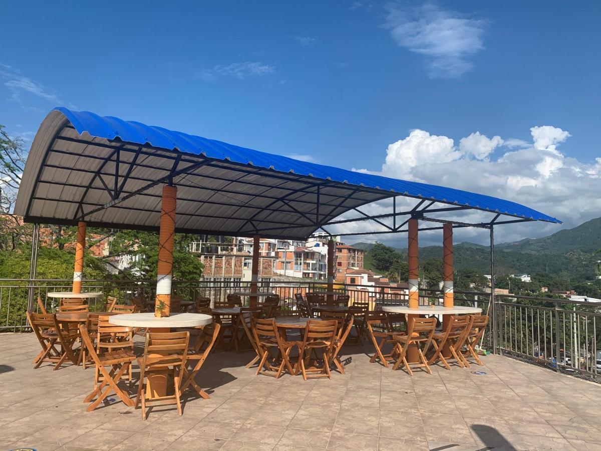 Hotel Bellavista Premium Villeta Exterior foto